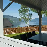 Kinsarvik Camping * Kinsarvik
