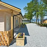 Semesterpark Kinsarvik Camping *