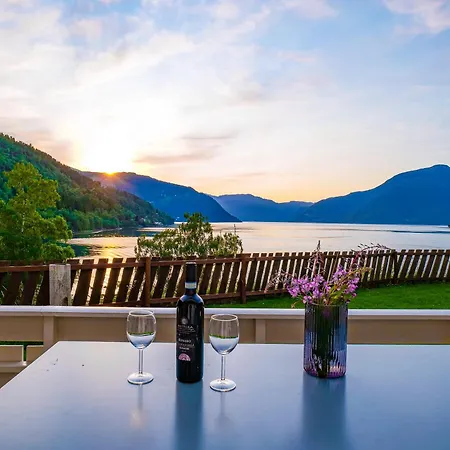 Kinsarvik Camping Ferienpark