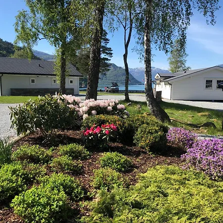 Kinsarvik Camping Кинсарвик