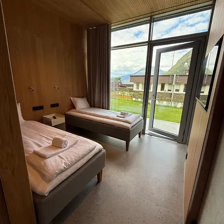 Kinsarvik Camping *